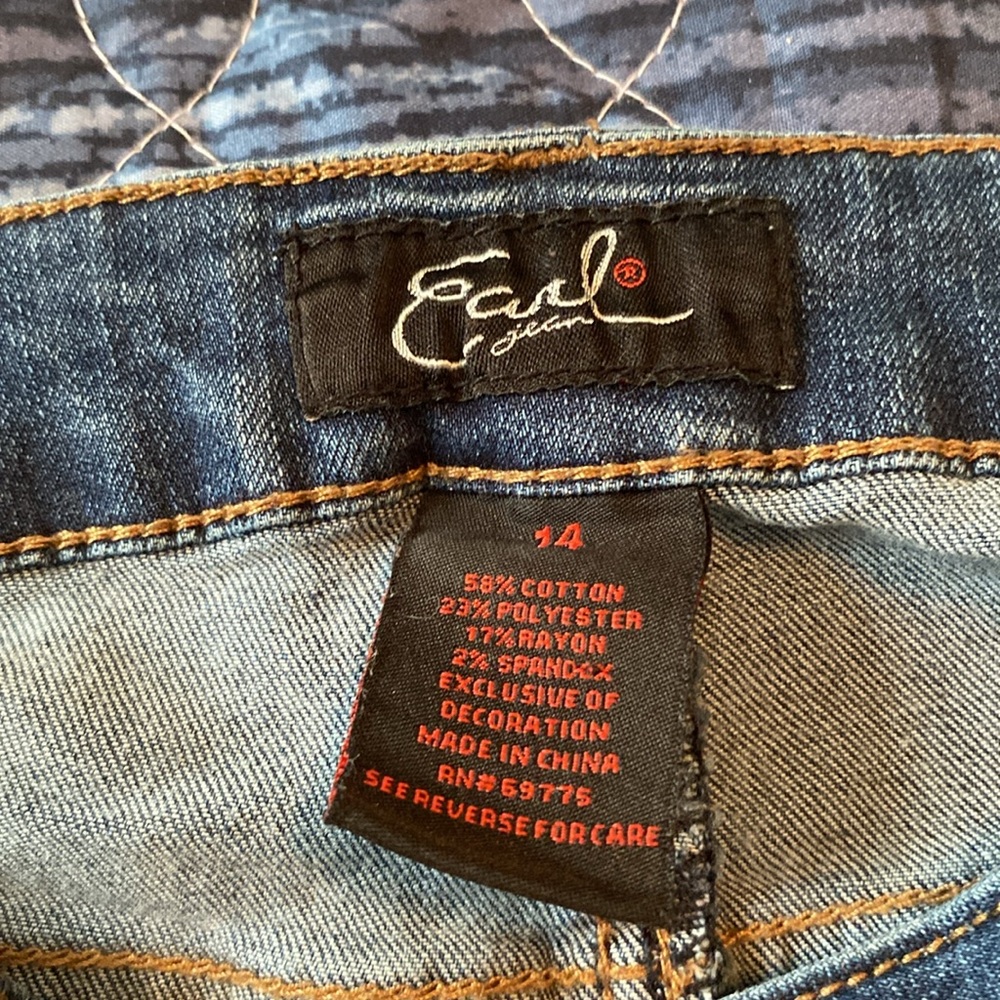 Size 14 skinny ankle jeans from Earl Jeans - Picture 4 of 8